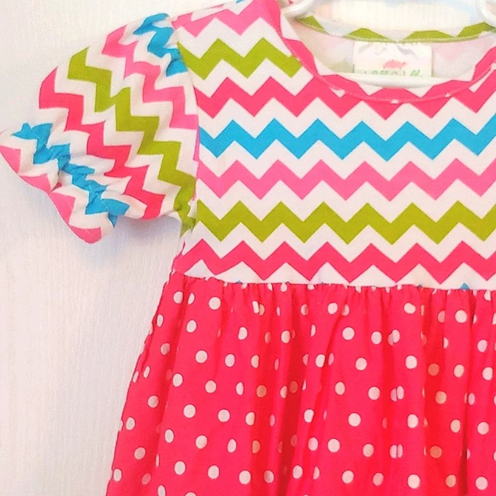 Lolly Wolly Doodle Girls Pink Polka dot Chevron Dress.  Size 4/5